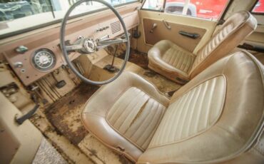 Unknown-Bronco-1966-Sahara-Beige-exterio-Tan-17