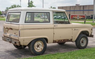 Unknown-Bronco-1966-Sahara-Beige-exterio-Tan-26
