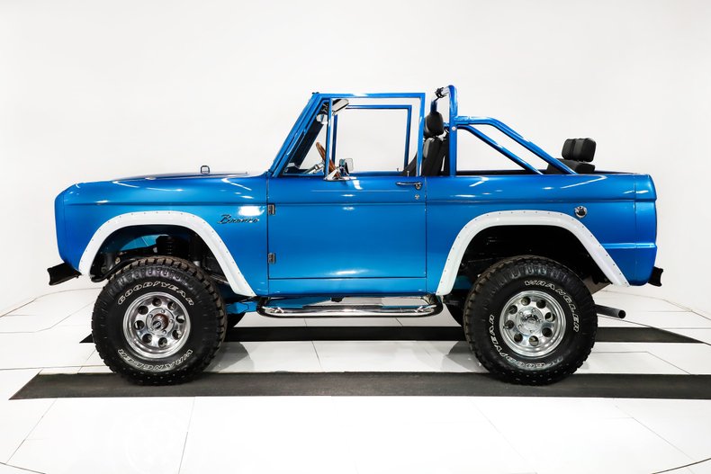 Unknown-Bronco-1966-Velocity-Blue-Metall-Black-10