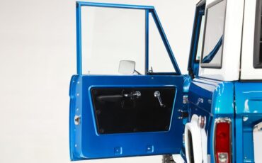 Unknown-Bronco-1966-Velocity-Blue-Metall-Black-19