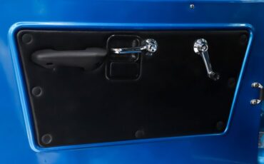 Unknown-Bronco-1966-Velocity-Blue-Metall-Black-20