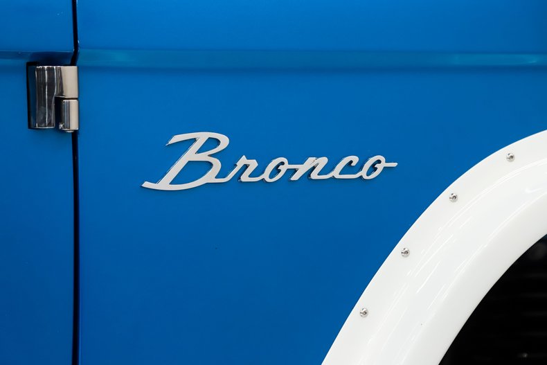 Unknown-Bronco-1966-Velocity-Blue-Metall-Black-22
