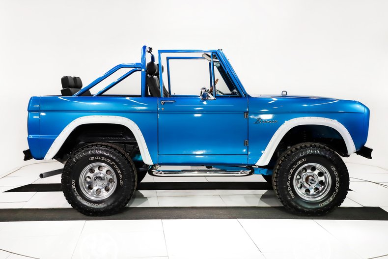 Unknown-Bronco-1966-Velocity-Blue-Metall-Black-24