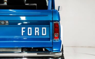 Unknown-Bronco-1966-Velocity-Blue-Metall-Black-49