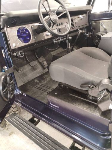 Unknown-Bronco-1967-Blue-15