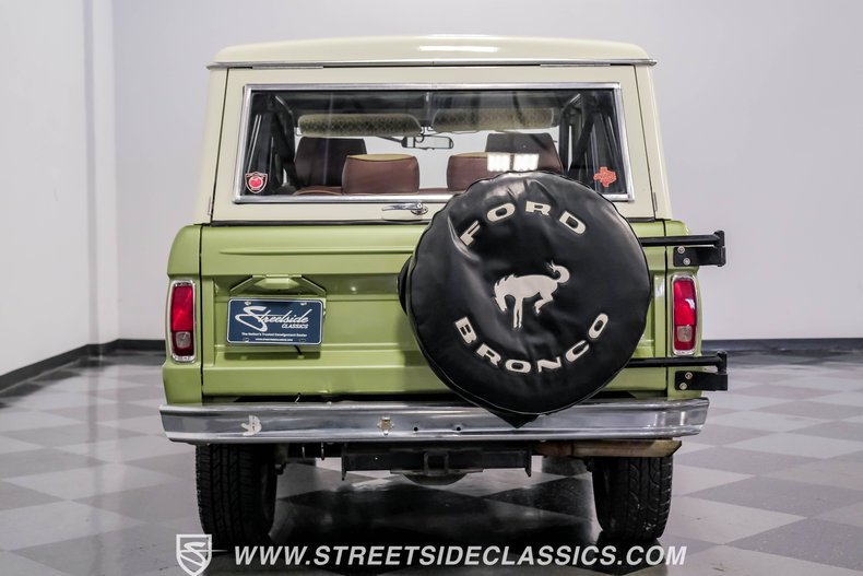 Unknown-Bronco-1968-Lime-Gold-Metallic-Saddle-11