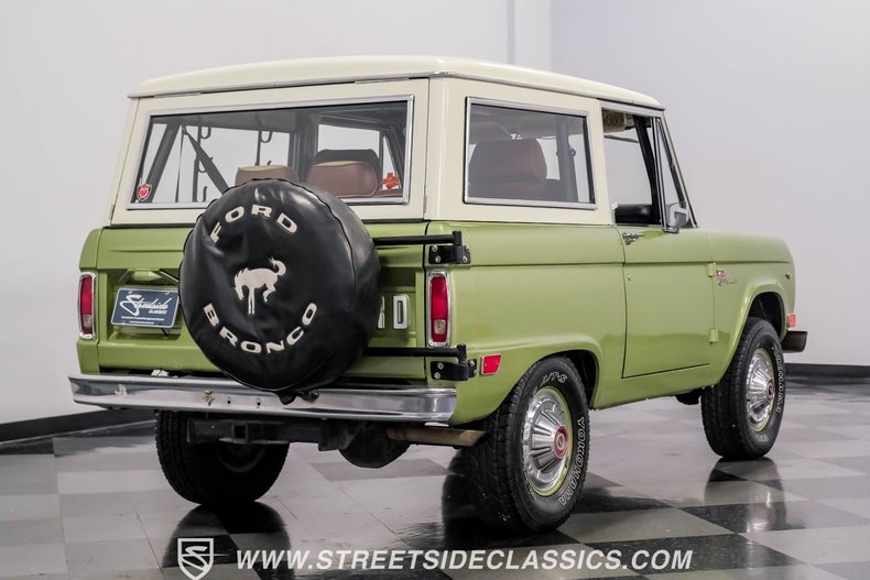 Unknown-Bronco-1968-Lime-Gold-Metallic-Saddle-12