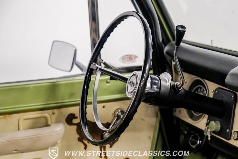 Unknown-Bronco-1968-Lime-Gold-Metallic-Saddle-49