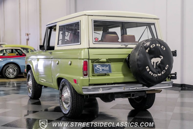 Unknown-Bronco-1968-Lime-Gold-Metallic-Saddle-5