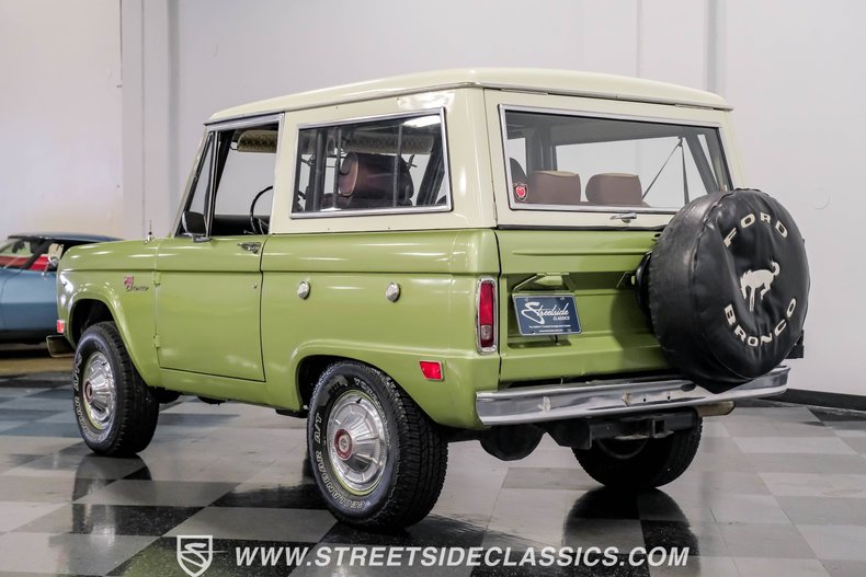 Unknown-Bronco-1968-Lime-Gold-Metallic-Saddle-8