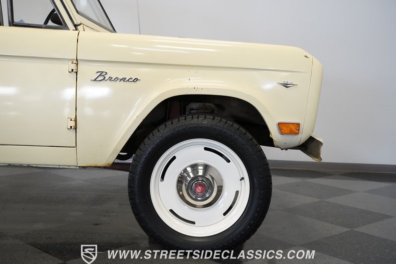 Unknown-Bronco-1968-Yellow-White-21