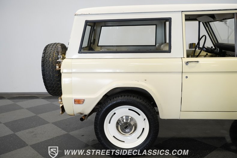 Unknown-Bronco-1968-Yellow-White-23