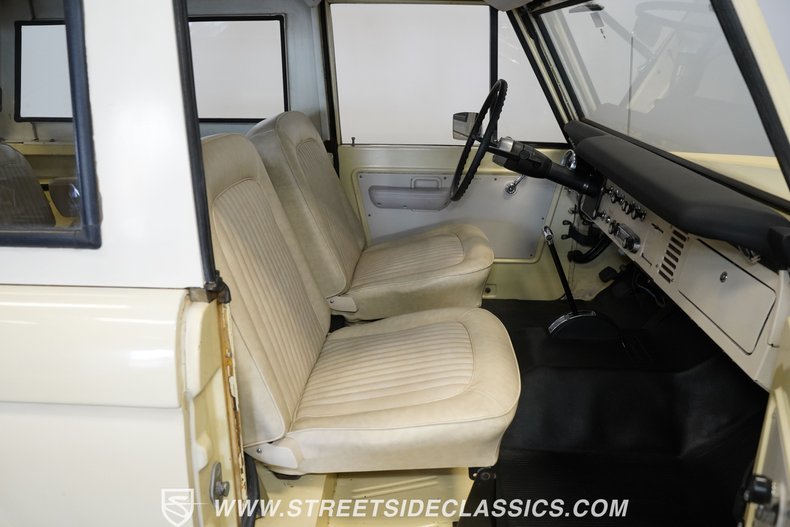 Unknown-Bronco-1968-Yellow-White-48