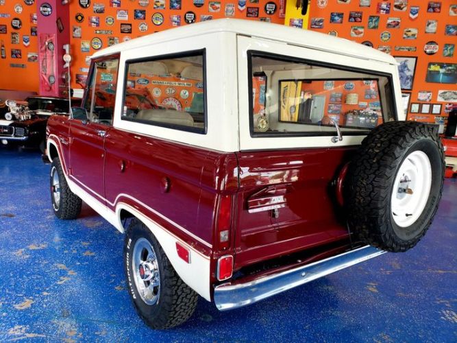 Unknown-Bronco-1969-Burgundy-White-19