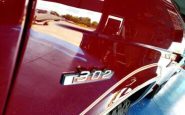 Unknown-Bronco-1969-Burgundy-White-4