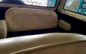 Unknown-Bronco-1969-Burgundy-White-6