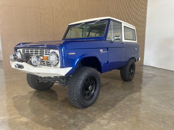 Unknown-Bronco-1969-Dark-Blue-Parchment-28