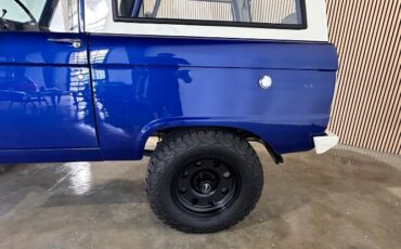 Unknown-Bronco-1969-Dark-Blue-Parchment-41