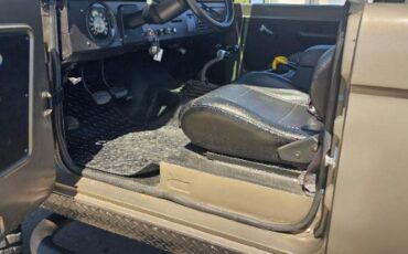 Unknown-Bronco-1969-Gray-Black-13