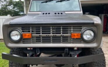 Unknown-Bronco-1969-Gray-Black-3