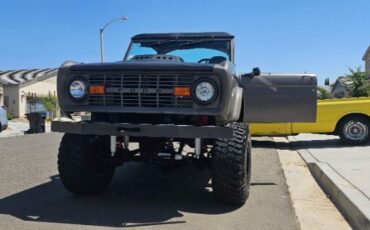 Unknown-Bronco-1969-Gray-Black-4