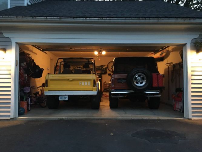 Unknown-Bronco-1969-Orange-Cream-1