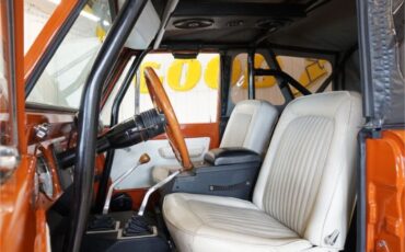 Unknown-Bronco-1969-Orange-Cream-18