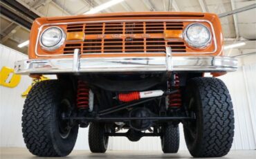 Unknown-Bronco-1969-Orange-Cream-25