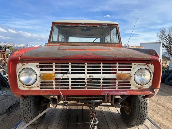 Unknown-Bronco-1970-Orange-22