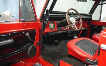 Unknown-Bronco-1970-Red-Black-ampamp-Red-14