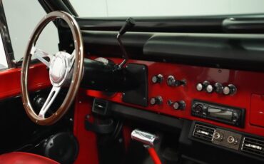 Unknown-Bronco-1970-Red-Black-ampamp-Red-16