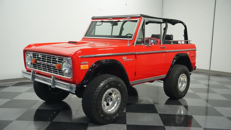 Unknown-Bronco-1970-Red-Black-ampamp-Red-18