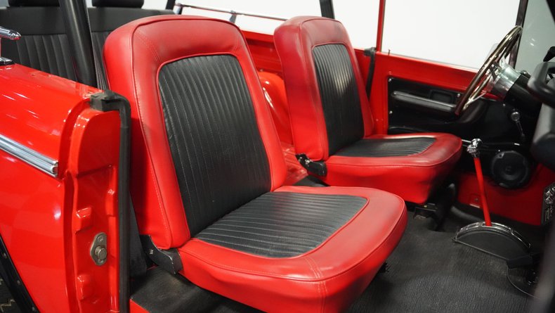 Unknown-Bronco-1970-Red-Black-ampamp-Red-42