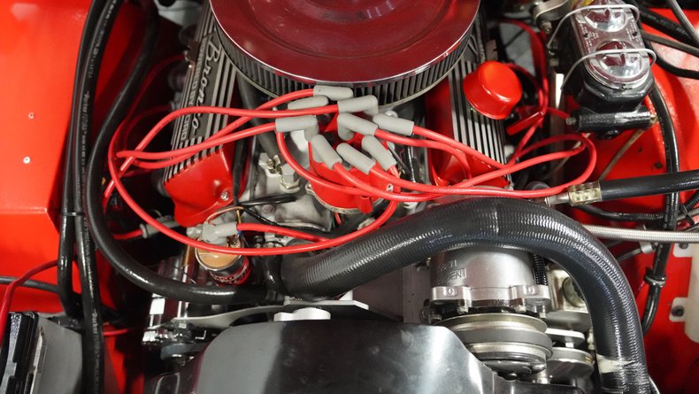 Unknown-Bronco-1970-Red-Black-ampamp-Red-43