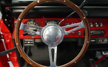 Unknown-Bronco-1970-Red-Black-ampamp-Red-47