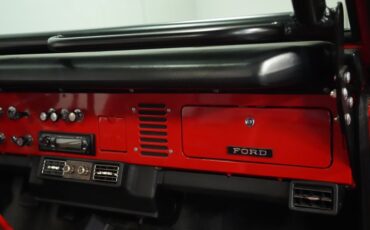 Unknown-Bronco-1970-Red-Black-ampamp-Red-6