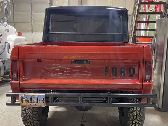 Unknown-Bronco-1970-Red-Red-11
