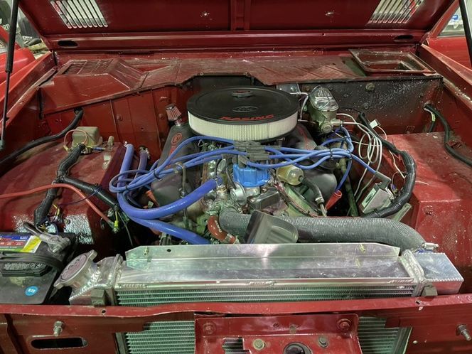 Unknown-Bronco-1970-Red-Red-7
