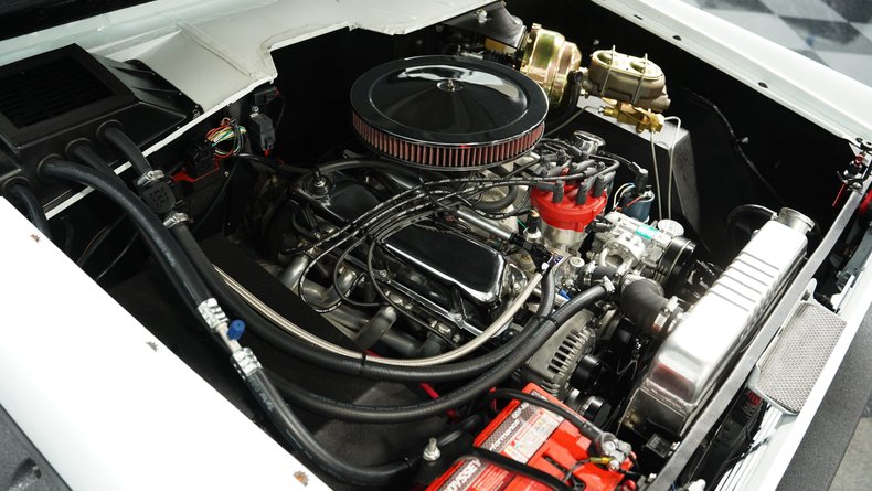 Unknown-Bronco-1970-White-Black-12