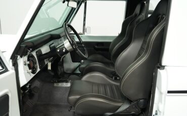 Unknown-Bronco-1970-White-Black-13