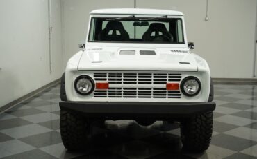 Unknown-Bronco-1970-White-Black-22