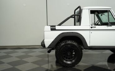 Unknown-Bronco-1970-White-Black-33