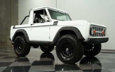 Unknown-Bronco-1970-White-Black-35