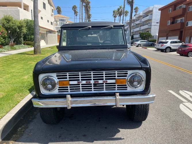 Unknown-Bronco-1971-Black-6