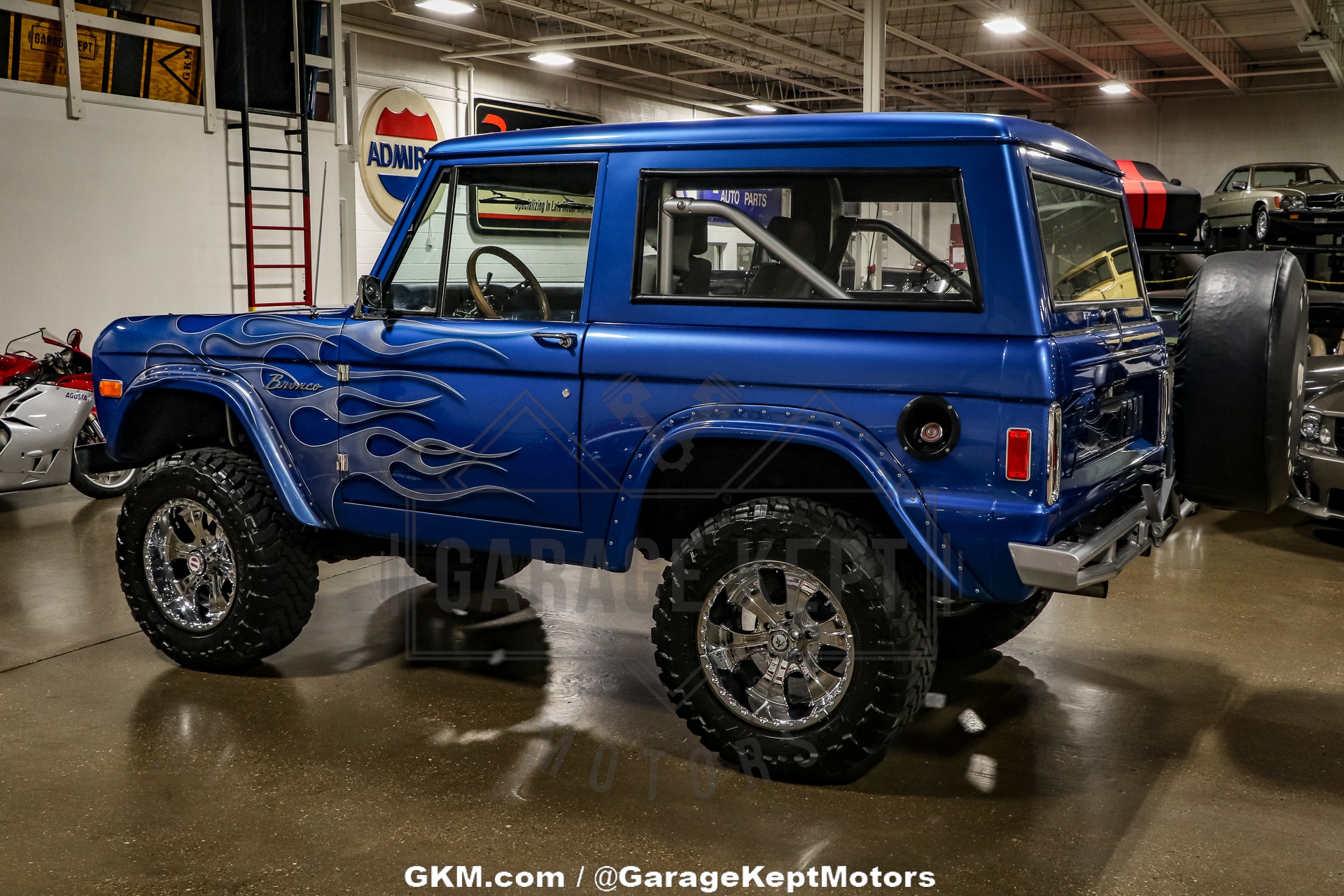 Unknown-Bronco-1971-Blue-Gray-19