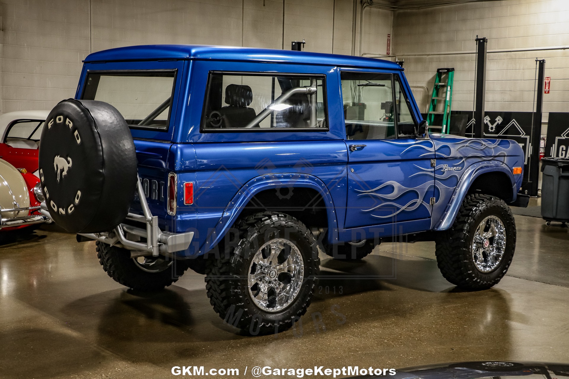 Unknown-Bronco-1971-Blue-Gray-5