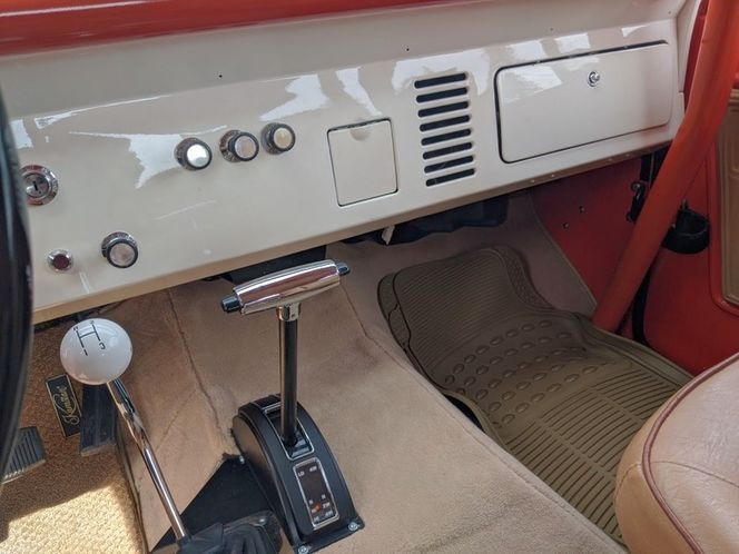 Unknown-Bronco-1971-Calypso-Coral-Brown-12