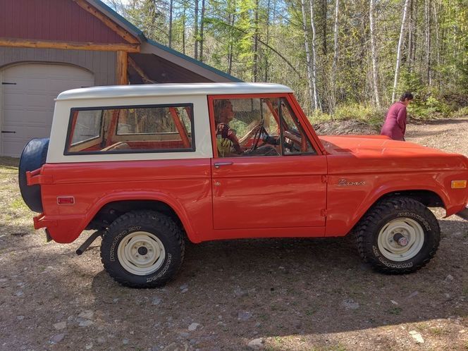 Unknown-Bronco-1971-Calypso-Coral-Brown-21