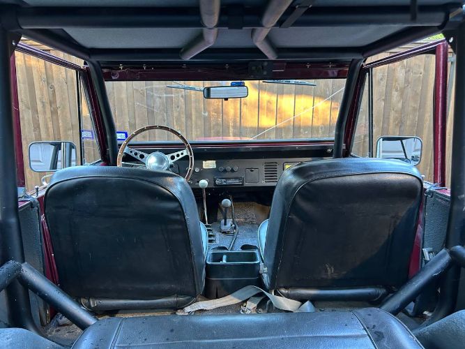 Unknown-Bronco-1971-Custom-15