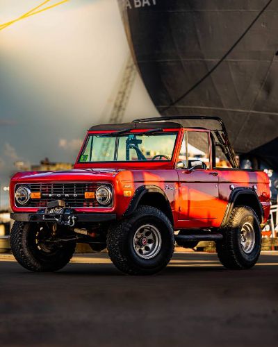 Unknown-Bronco-1972-Fire-Engine-Red-Black-Vinyl-6